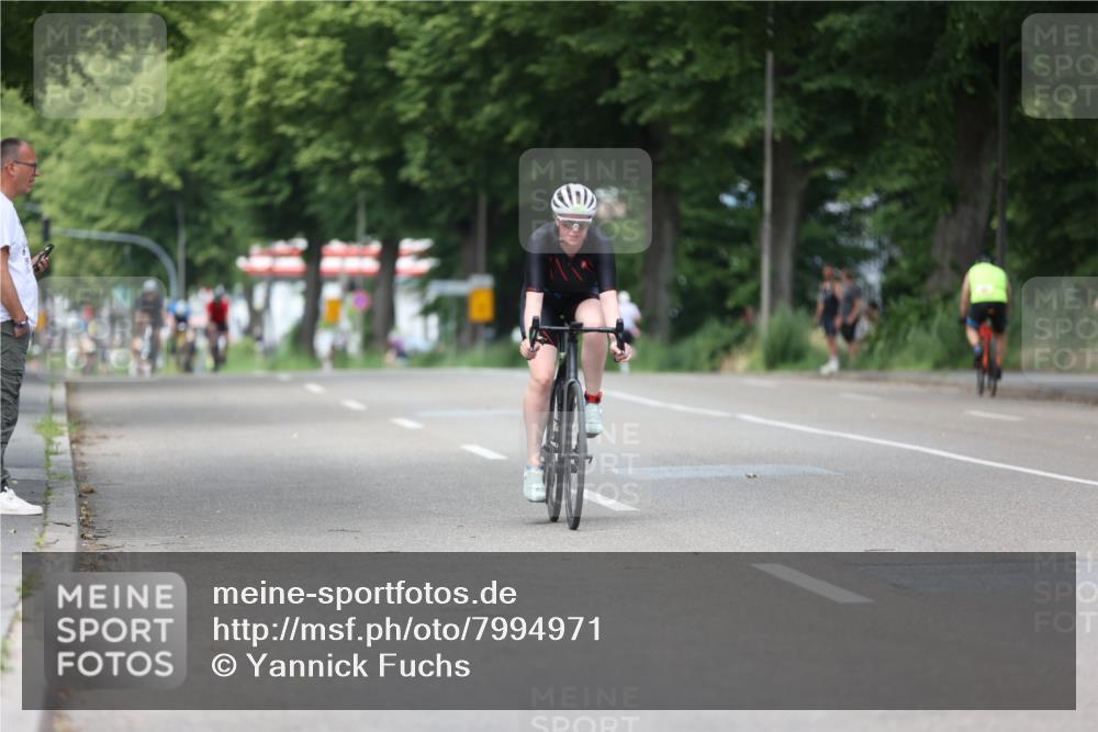 15.06.2025 - 7 Türme Triathlon Yannick Fuchs http://msf.ph/oto/7994971 15.06.2025 13:09:55 Radfahren 601 meine-sportfotos.de