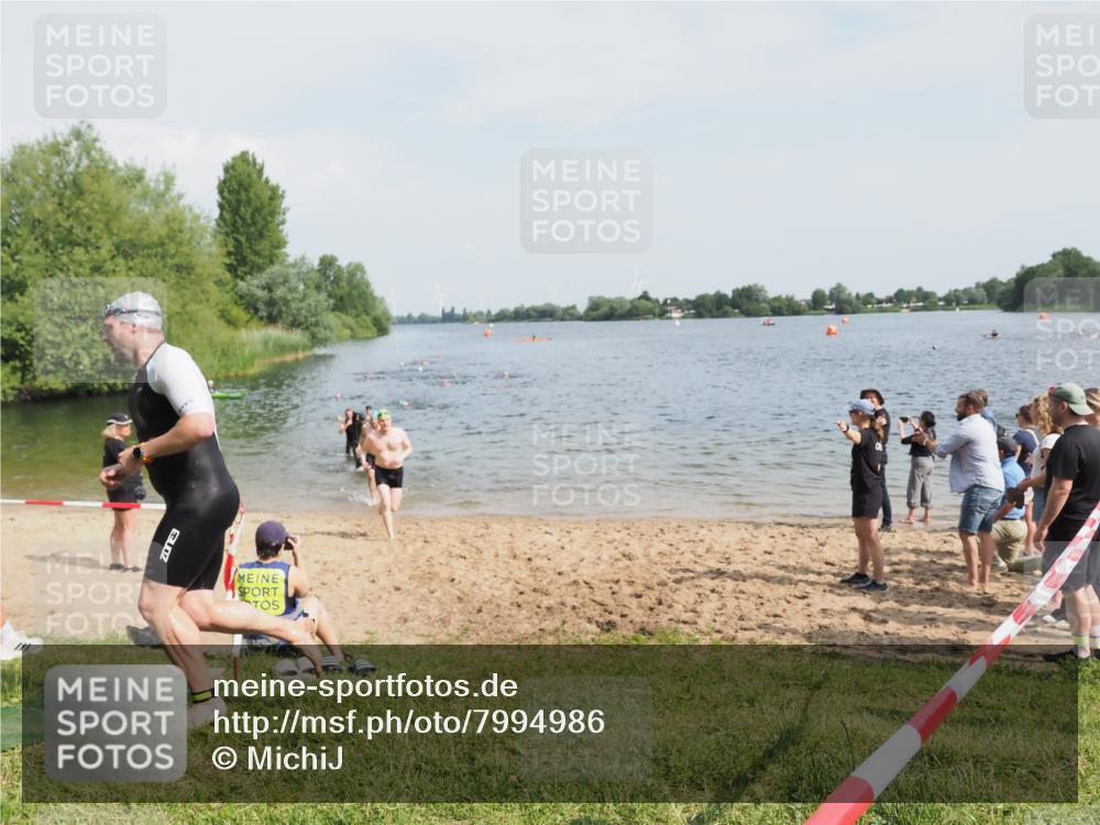 21.06.2025 - 27. Vierlanden-Triathlon MichiJ http://msf.ph/oto/7994986 15.06.2026 09:56:44 Schwimmen 254, 258, 275, 276, 281, 286, 301, 320, 341 meine-sportfotos.de