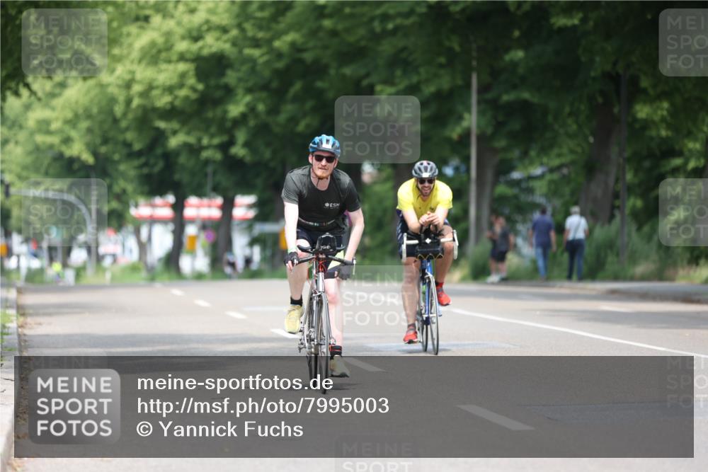 15.06.2025 - 7 Türme Triathlon Yannick Fuchs http://msf.ph/oto/7995003 15.06.2025 12:13:17 Radfahren 307, 410 meine-sportfotos.de
