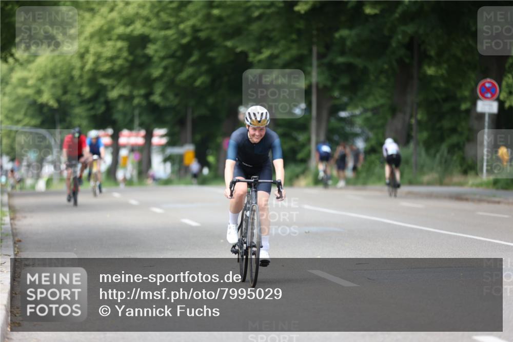 15.06.2025 - 7 Türme Triathlon Yannick Fuchs http://msf.ph/oto/7995029 15.06.2025 13:10:02 Radfahren 230, 415, 553 meine-sportfotos.de