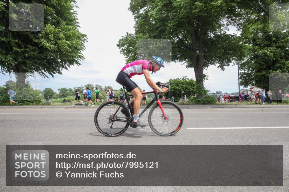 15.06.2025 - 7 Türme Triathlon Yannick Fuchs http://msf.ph/oto/7995121 15.06.2025 13:40:41 Radfahren 403, 526, 928 meine-sportfotos.de
