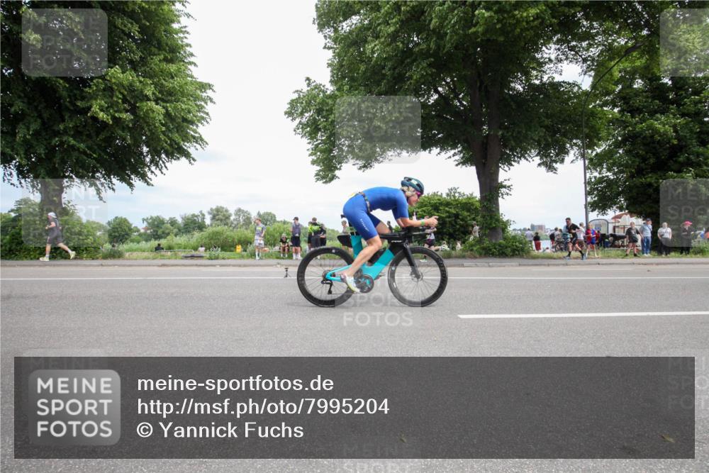 15.06.2025 - 7 Türme Triathlon Yannick Fuchs http://msf.ph/oto/7995204 15.06.2025 13:41:18 Radfahren 589 meine-sportfotos.de