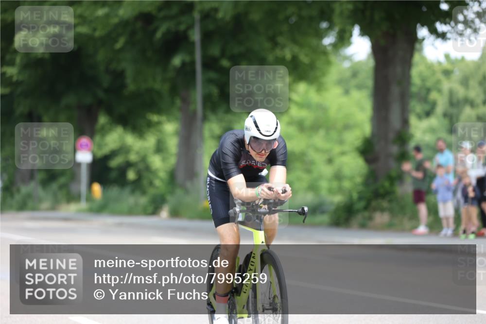 15.06.2025 - 7 Türme Triathlon Yannick Fuchs http://msf.ph/oto/7995259 15.06.2025 12:13:52 Radfahren 287 meine-sportfotos.de