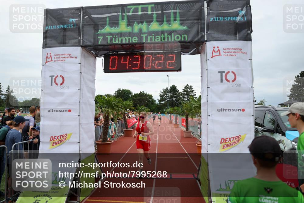 15.06.2025 - 7 Türme Triathlon Michael Strokosch http://msf.ph/oto/7995268 15.06.2025 14:30:21 Ziel 637, 753, 843 meine-sportfotos.de