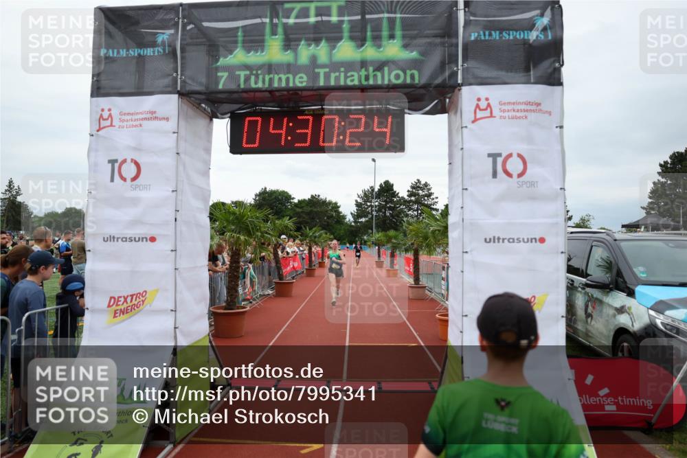 15.06.2025 - 7 Türme Triathlon Michael Strokosch http://msf.ph/oto/7995341 15.06.2025 14:30:24 Ziel 753, 843 meine-sportfotos.de
