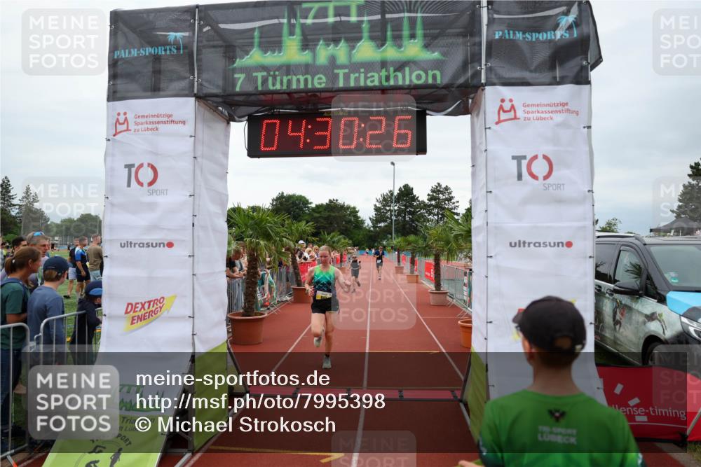 15.06.2025 - 7 Türme Triathlon Michael Strokosch http://msf.ph/oto/7995398 15.06.2025 14:30:25 Ziel 753, 843 meine-sportfotos.de