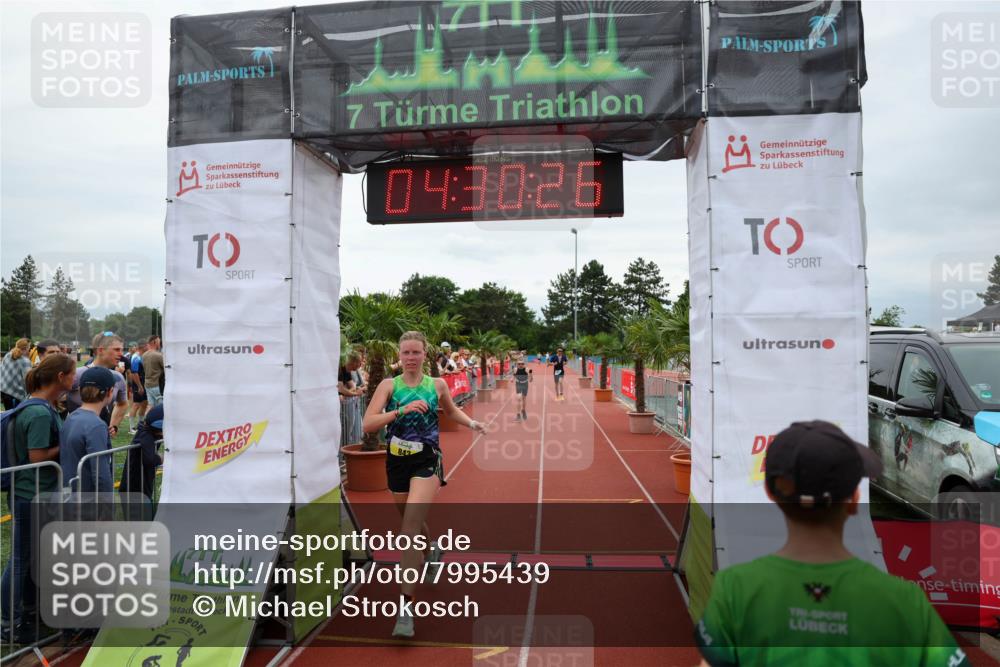 15.06.2025 - 7 Türme Triathlon Michael Strokosch http://msf.ph/oto/7995439 15.06.2025 14:30:26 Ziel 464, 753, 785, 843 meine-sportfotos.de