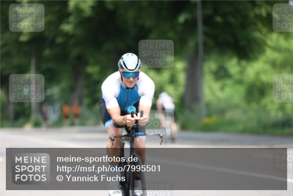 15.06.2025 - 7 Türme Triathlon Yannick Fuchs http://msf.ph/oto/7995501 15.06.2025 12:14:12 Radfahren 236, 242 meine-sportfotos.de