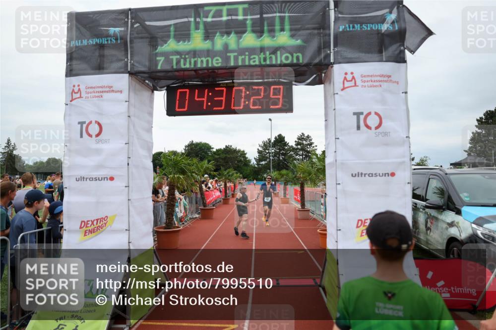 15.06.2025 - 7 Türme Triathlon Michael Strokosch http://msf.ph/oto/7995510 15.06.2025 14:30:28 Ziel 464, 753, 785, 843 meine-sportfotos.de