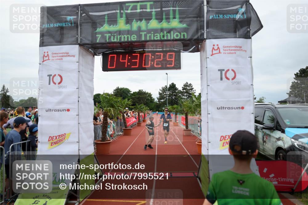 15.06.2025 - 7 Türme Triathlon Michael Strokosch http://msf.ph/oto/7995521 15.06.2025 14:30:29 Ziel 464, 753, 785, 843 meine-sportfotos.de
