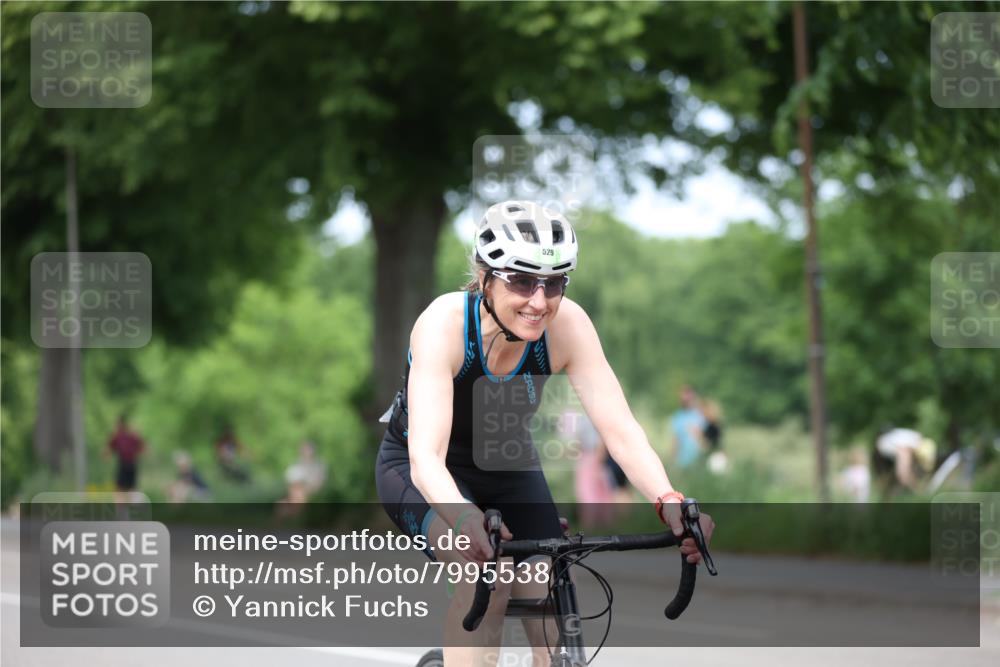 15.06.2025 - 7 Türme Triathlon Yannick Fuchs http://msf.ph/oto/7995538 15.06.2025 13:10:50 Radfahren 472, 486, 526, 529, 650, 675 meine-sportfotos.de