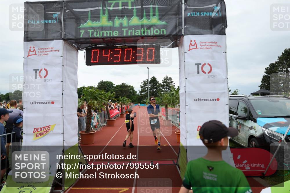 15.06.2025 - 7 Türme Triathlon Michael Strokosch http://msf.ph/oto/7995554 15.06.2025 14:30:30 Ziel 464, 785, 843 meine-sportfotos.de