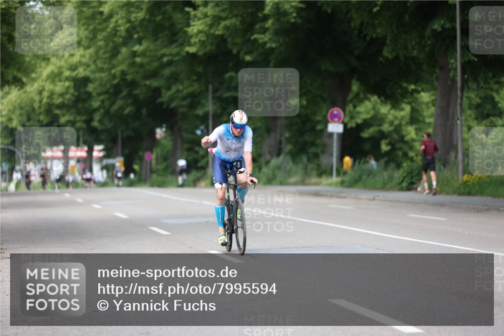15.06.2025 - 7 Türme Triathlon Yannick Fuchs http://msf.ph/oto/7995594 15.06.2025 13:10:52 Radfahren 403, 472, 486, 529, 650, 675 meine-sportfotos.de