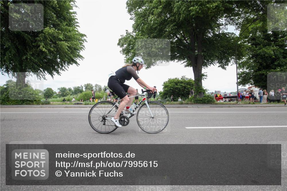 15.06.2025 - 7 Türme Triathlon Yannick Fuchs http://msf.ph/oto/7995615 15.06.2025 13:43:49 Radfahren 382, 705, 1080 meine-sportfotos.de