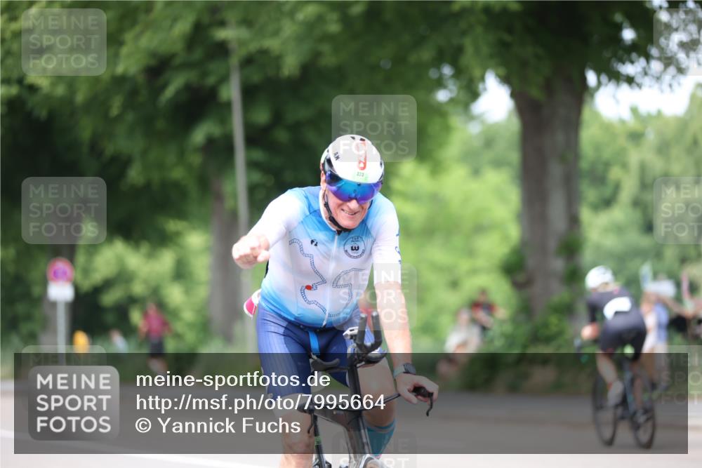 15.06.2025 - 7 Türme Triathlon Yannick Fuchs http://msf.ph/oto/7995664 15.06.2025 13:10:54 Radfahren 403, 472, 486, 650, 675 meine-sportfotos.de