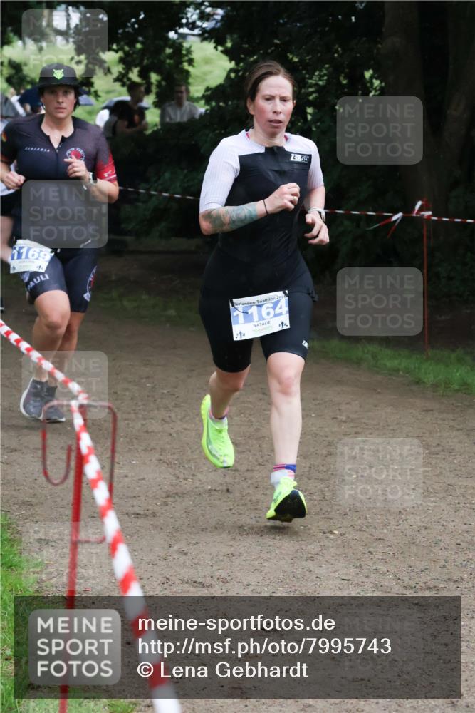 21.06.2025 - 27. Vierlanden-Triathlon Lena Gebhardt http://msf.ph/oto/7995743 15.06.2025 13:51:40 Laufen 1169, 3, 03, 2025, 1164 meine-sportfotos.de