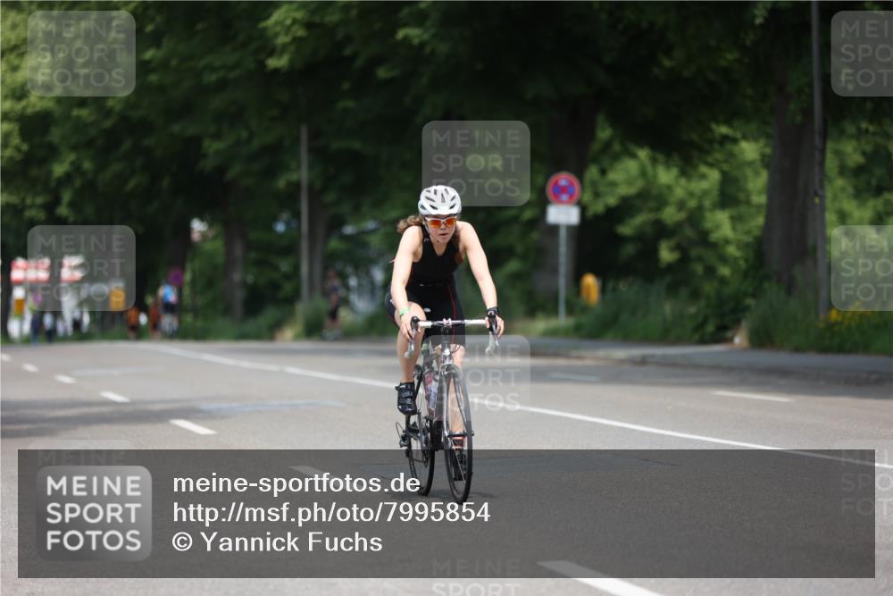 15.06.2025 - 7 Türme Triathlon Yannick Fuchs http://msf.ph/oto/7995854 15.06.2025 12:14:31 Radfahren 318, 475, 571 meine-sportfotos.de