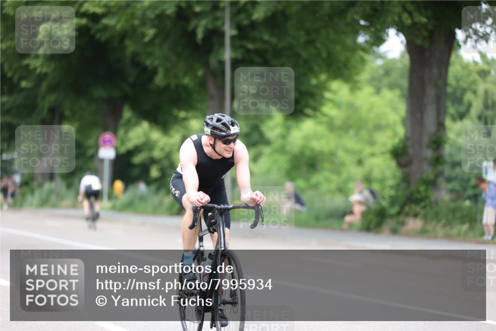 15.06.2025 - 7 Türme Triathlon Yannick Fuchs http://msf.ph/oto/7995934 15.06.2025 13:11:10 Radfahren 607, 757, 947, 984 meine-sportfotos.de