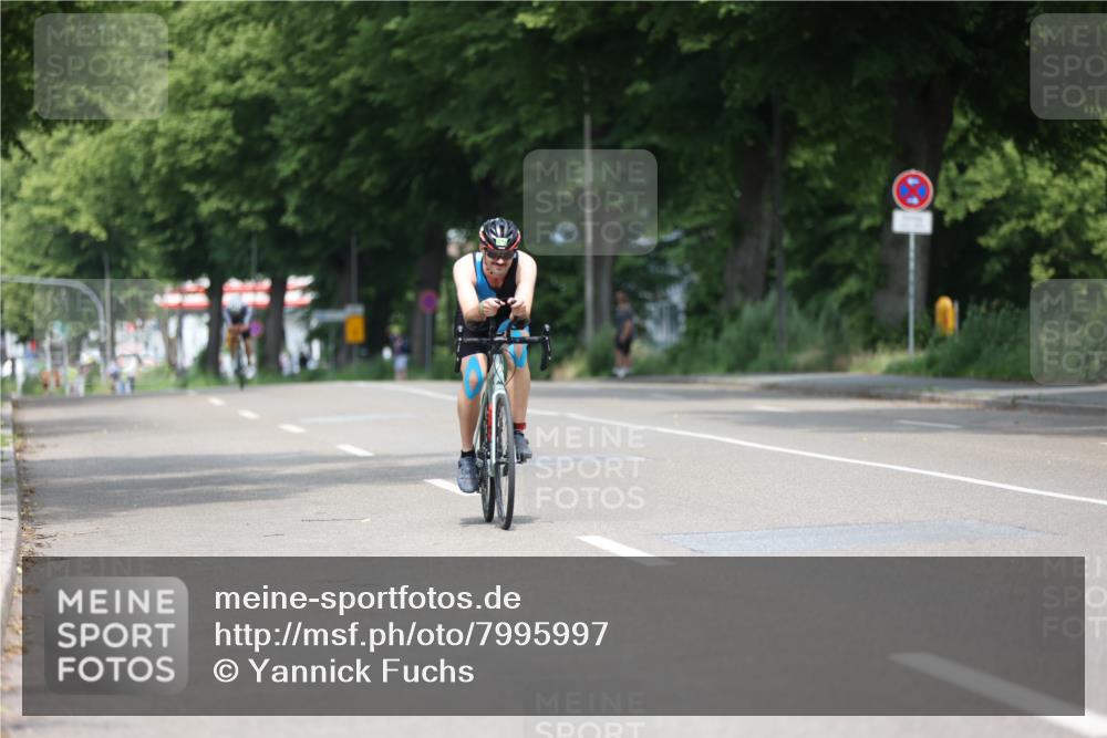 15.06.2025 - 7 Türme Triathlon Yannick Fuchs http://msf.ph/oto/7995997 15.06.2025 12:15:08 Radfahren 304, 307, 317, 611 meine-sportfotos.de