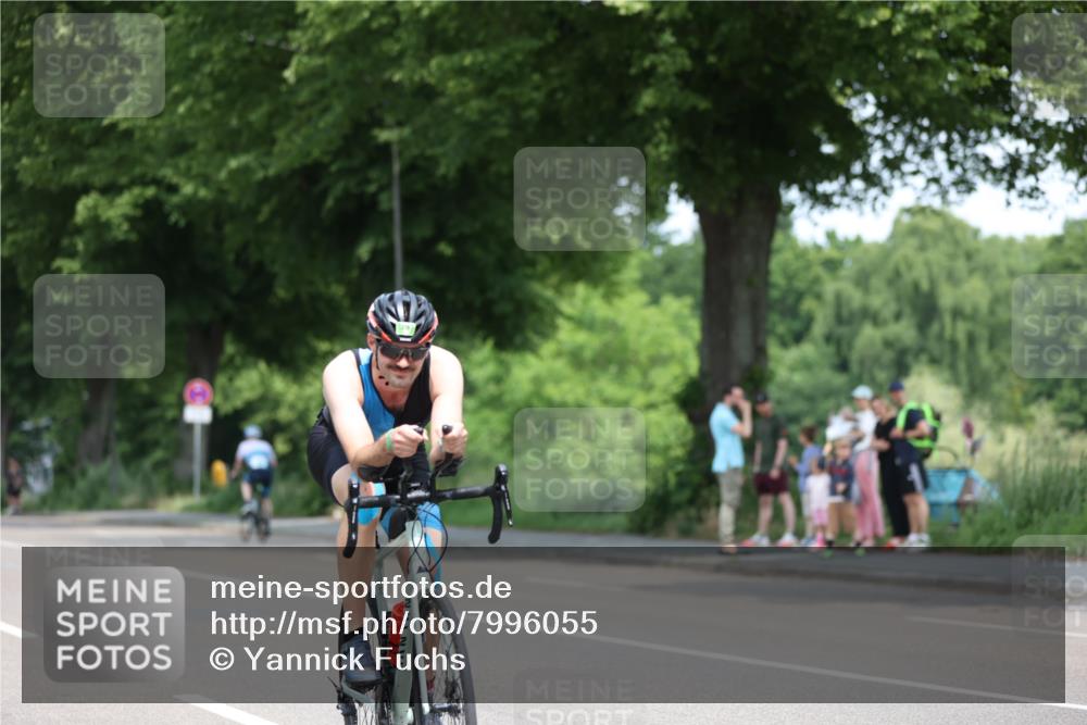 15.06.2025 - 7 Türme Triathlon Yannick Fuchs http://msf.ph/oto/7996055 15.06.2025 12:15:10 Radfahren 304, 307, 317, 611 meine-sportfotos.de