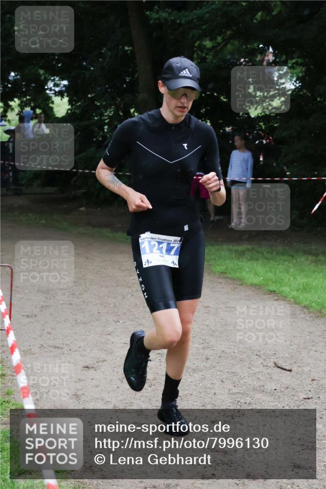 21.06.2025 - 27. Vierlanden-Triathlon Lena Gebhardt http://msf.ph/oto/7996130 15.06.2025 13:52:43 Laufen 202, 1217, 10 meine-sportfotos.de