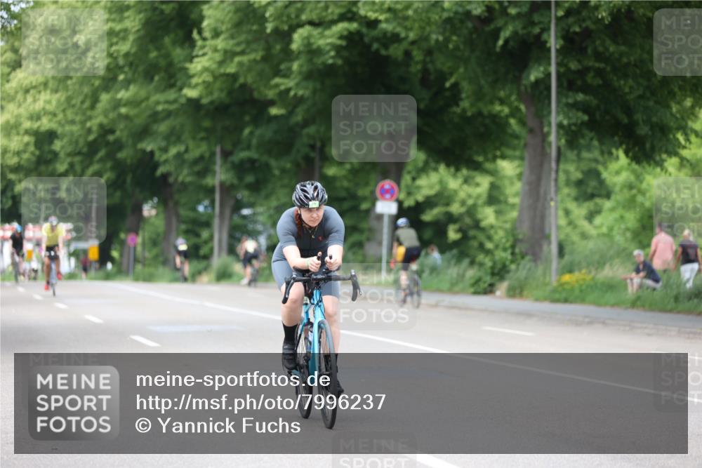 15.06.2025 - 7 Türme Triathlon Yannick Fuchs http://msf.ph/oto/7996237 15.06.2025 13:11:25 Radfahren 304 meine-sportfotos.de