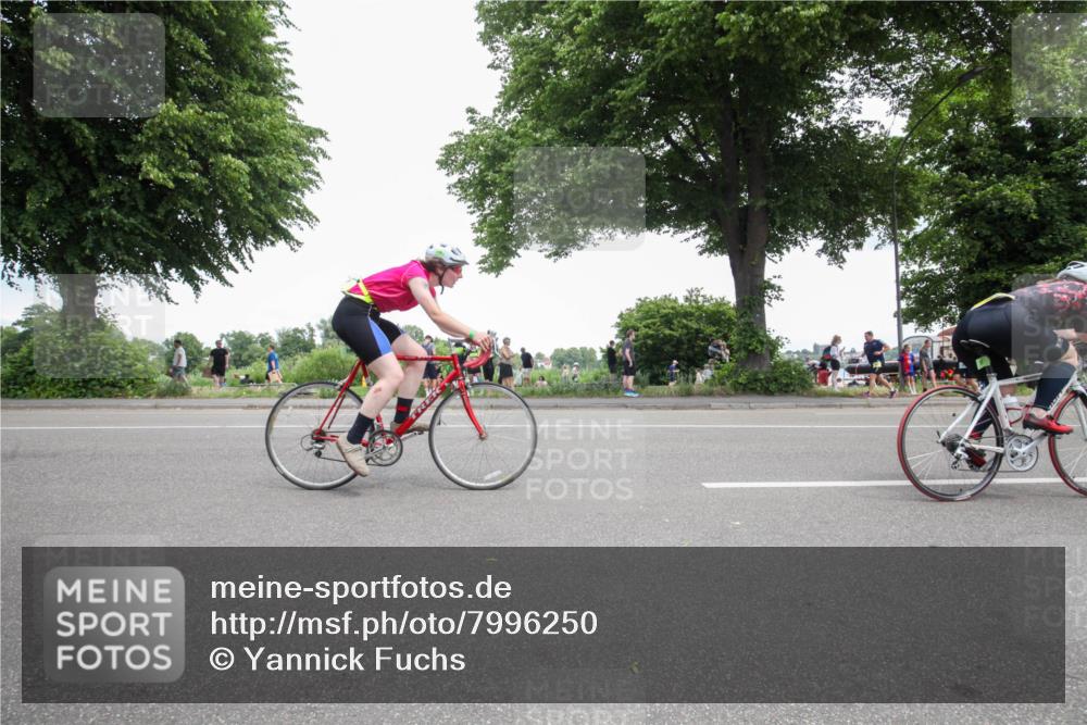 15.06.2025 - 7 Türme Triathlon Yannick Fuchs http://msf.ph/oto/7996250 15.06.2025 13:46:16 Radfahren 721, 790, 906, 997, 1042, 1129 meine-sportfotos.de