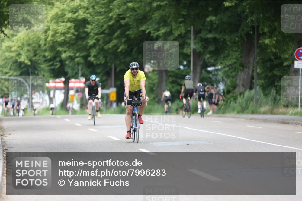 15.06.2025 - 7 Türme Triathlon Yannick Fuchs http://msf.ph/oto/7996283 15.06.2025 13:11:27 Radfahren 304, 307 meine-sportfotos.de