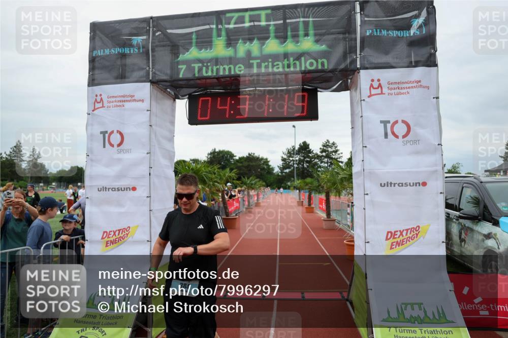 15.06.2025 - 7 Türme Triathlon Michael Strokosch http://msf.ph/oto/7996297 15.06.2025 14:31:19 Ziel 384, 568 meine-sportfotos.de