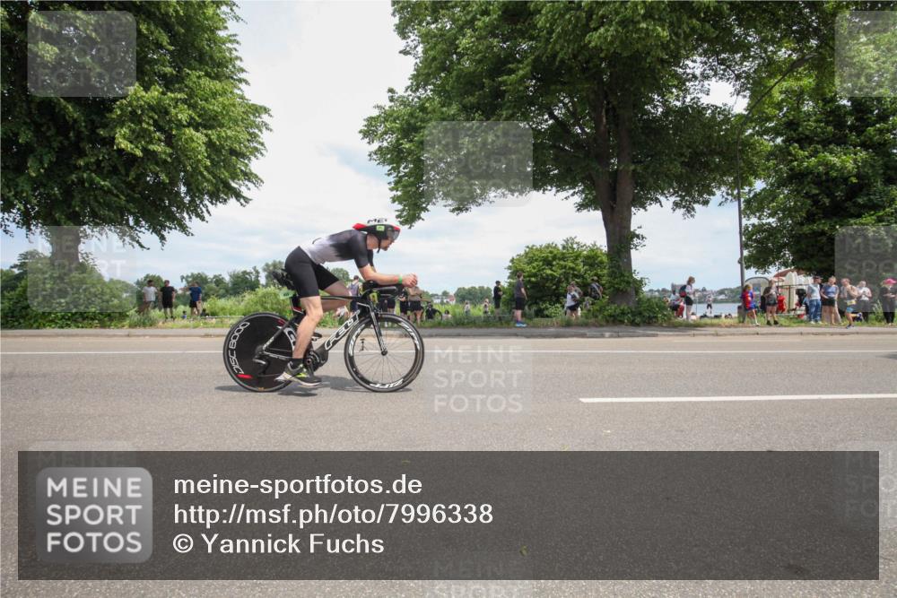 15.06.2025 - 7 Türme Triathlon Yannick Fuchs http://msf.ph/oto/7996338 15.06.2025 13:46:31 Radfahren 453, 813, 1161 meine-sportfotos.de