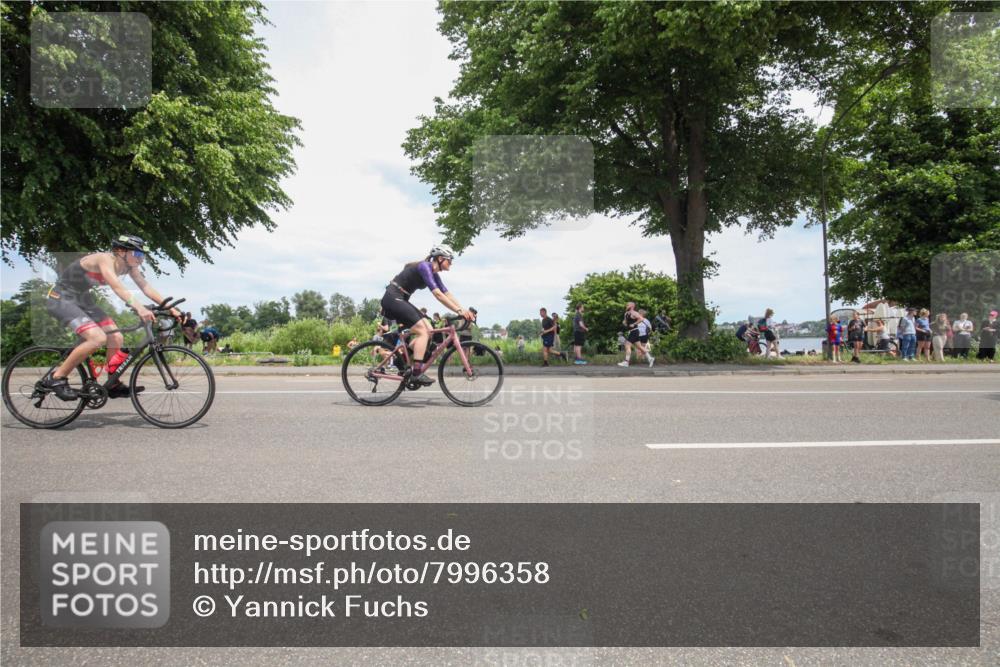 15.06.2025 - 7 Türme Triathlon Yannick Fuchs http://msf.ph/oto/7996358 15.06.2025 13:46:36 Radfahren 243, 381, 813 meine-sportfotos.de