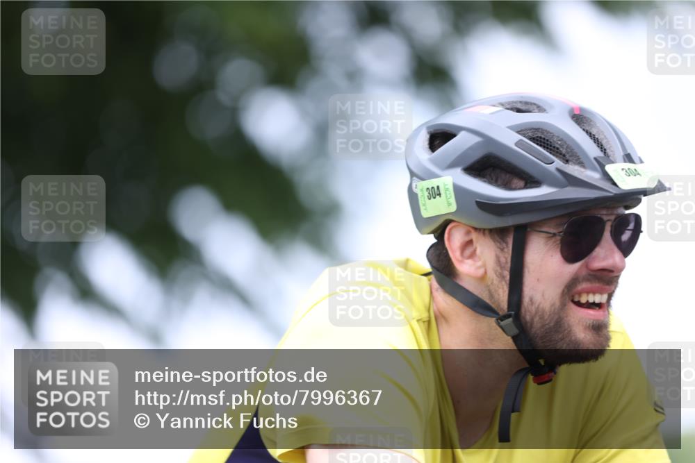 15.06.2025 - 7 Türme Triathlon Yannick Fuchs http://msf.ph/oto/7996367 15.06.2025 13:11:31 Radfahren 304, 307 meine-sportfotos.de