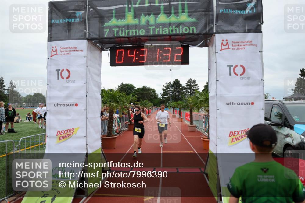 15.06.2025 - 7 Türme Triathlon Michael Strokosch http://msf.ph/oto/7996390 15.06.2025 14:31:32 Ziel 937, 1062 meine-sportfotos.de