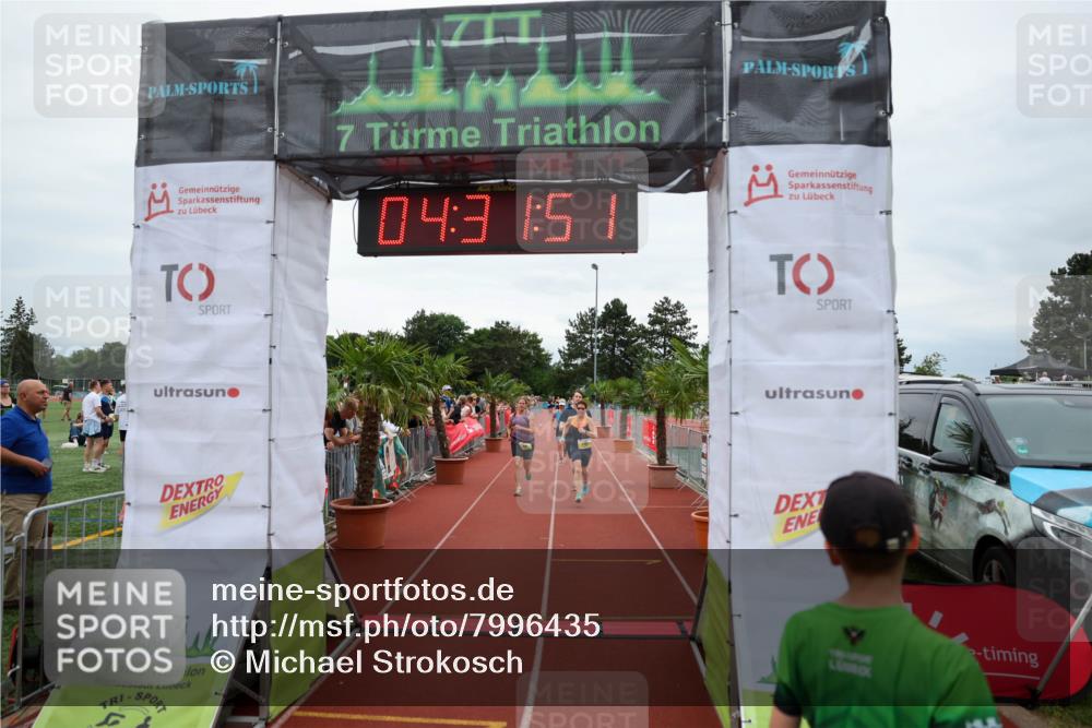 15.06.2025 - 7 Türme Triathlon Michael Strokosch http://msf.ph/oto/7996435 15.06.2025 14:31:50 Ziel 447, 800, 1140 meine-sportfotos.de