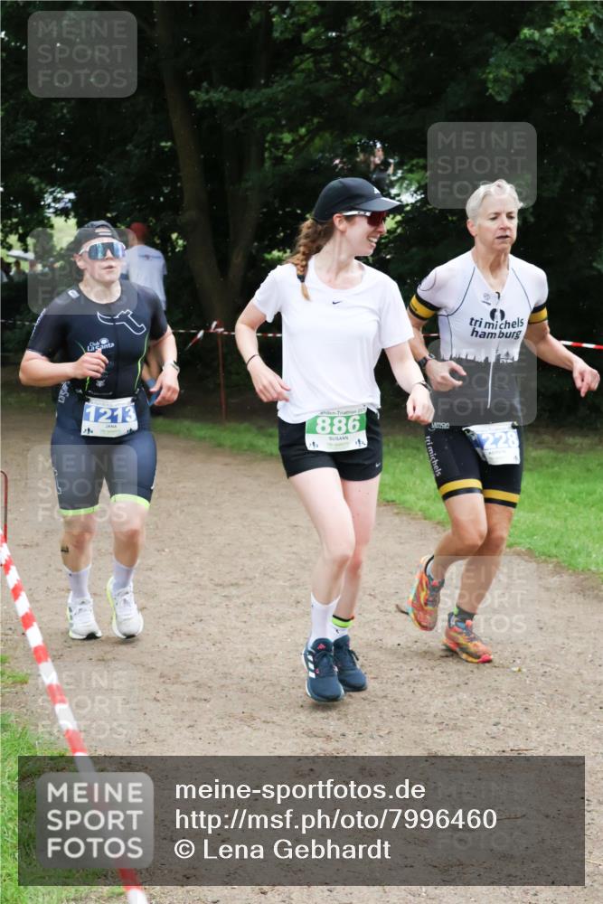 21.06.2025 - 27. Vierlanden-Triathlon Lena Gebhardt http://msf.ph/oto/7996460 15.06.2025 13:53:13 Laufen 1213, 20, 886, 4, 228 meine-sportfotos.de