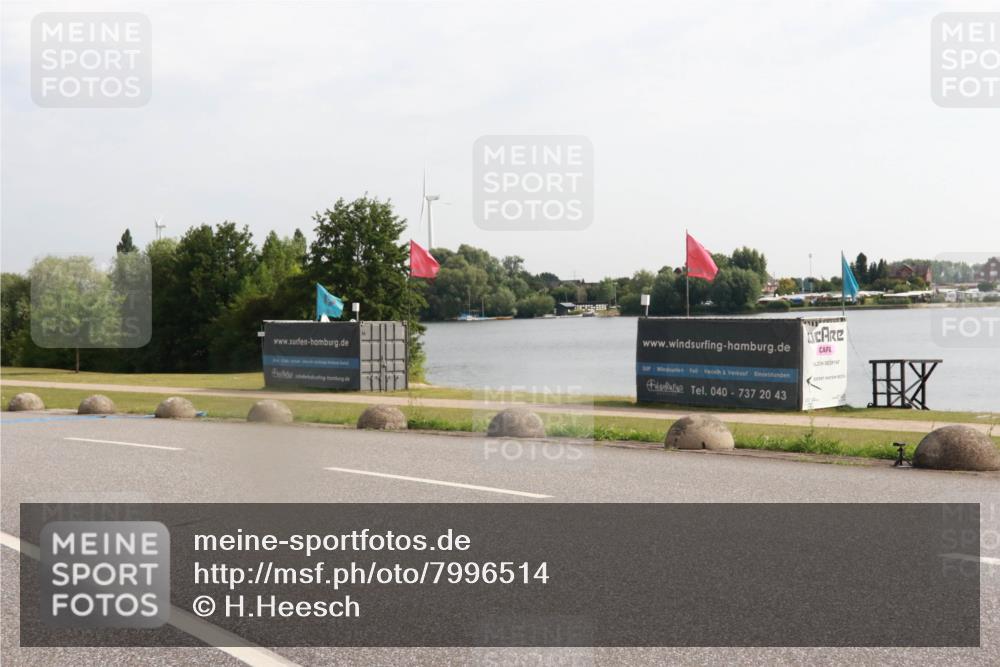 15.06.2025 - 27. Vierlanden-Triathlon H.Heesch http://msf.ph/oto/7996514 15.06.2025 09:25:16 Radfahren  meine-sportfotos.de