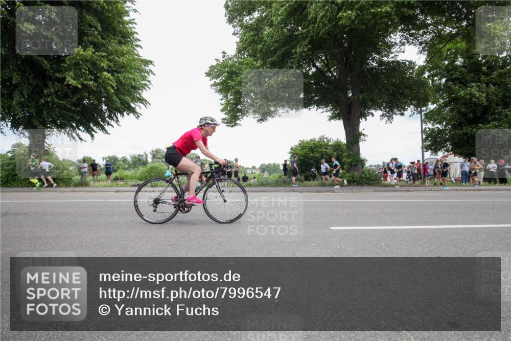 15.06.2025 - 7 Türme Triathlon Yannick Fuchs http://msf.ph/oto/7996547 15.06.2025 13:46:55 Radfahren 474, 581, 726, 929, 957, 1113 meine-sportfotos.de