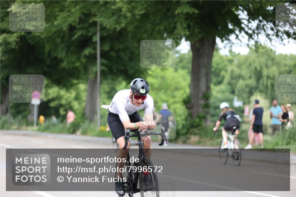 15.06.2025 - 7 Türme Triathlon Yannick Fuchs http://msf.ph/oto/7996572 15.06.2025 13:11:46 Radfahren 254, 465, 668 meine-sportfotos.de