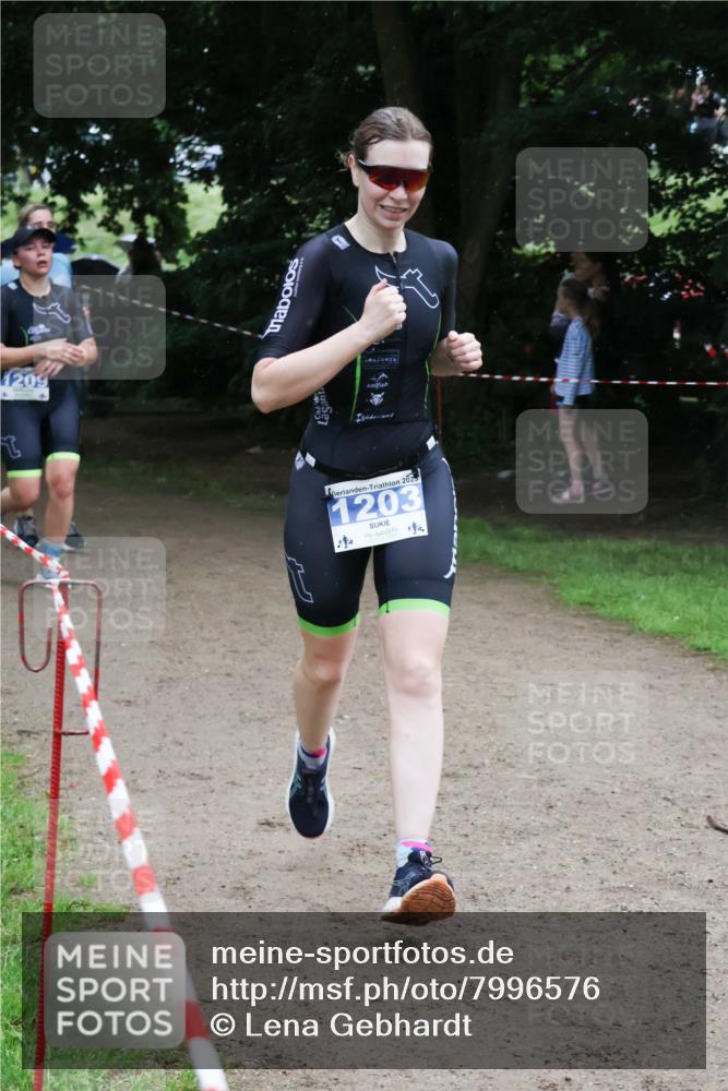 21.06.2025 - 27. Vierlanden-Triathlon Lena Gebhardt http://msf.ph/oto/7996576 15.06.2025 13:53:19 Laufen 1209, 2025, 1203, 4 meine-sportfotos.de