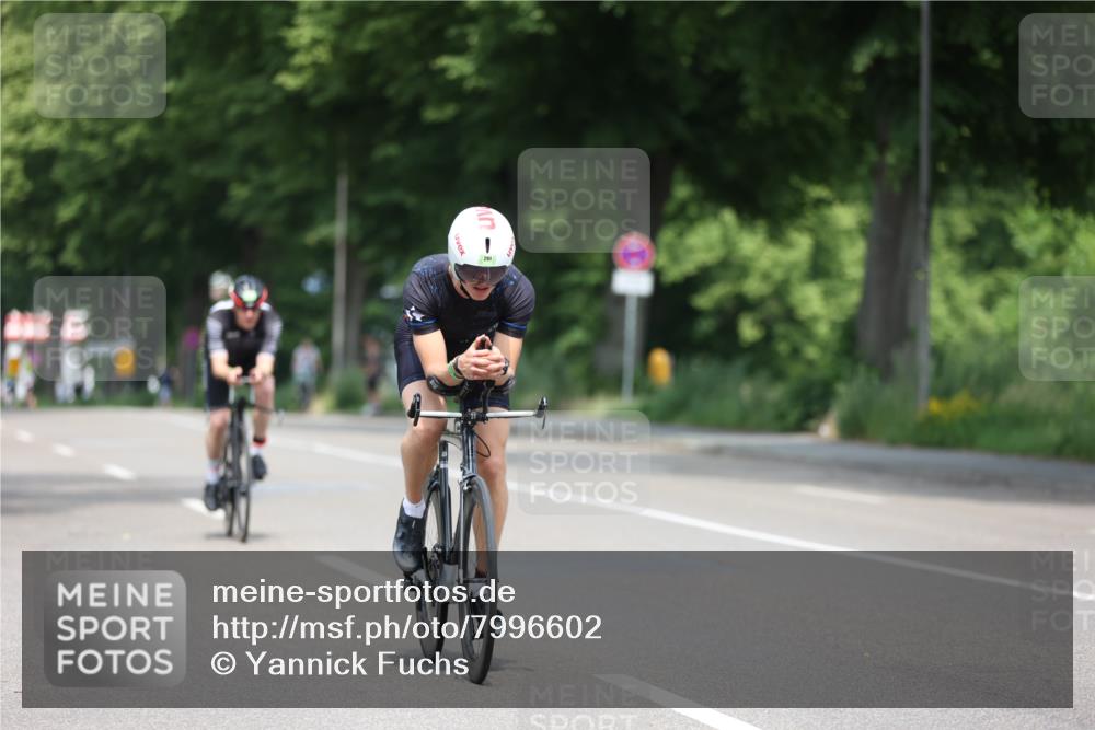 15.06.2025 - 7 Türme Triathlon Yannick Fuchs http://msf.ph/oto/7996602 15.06.2025 12:16:18 Radfahren 256, 332 meine-sportfotos.de