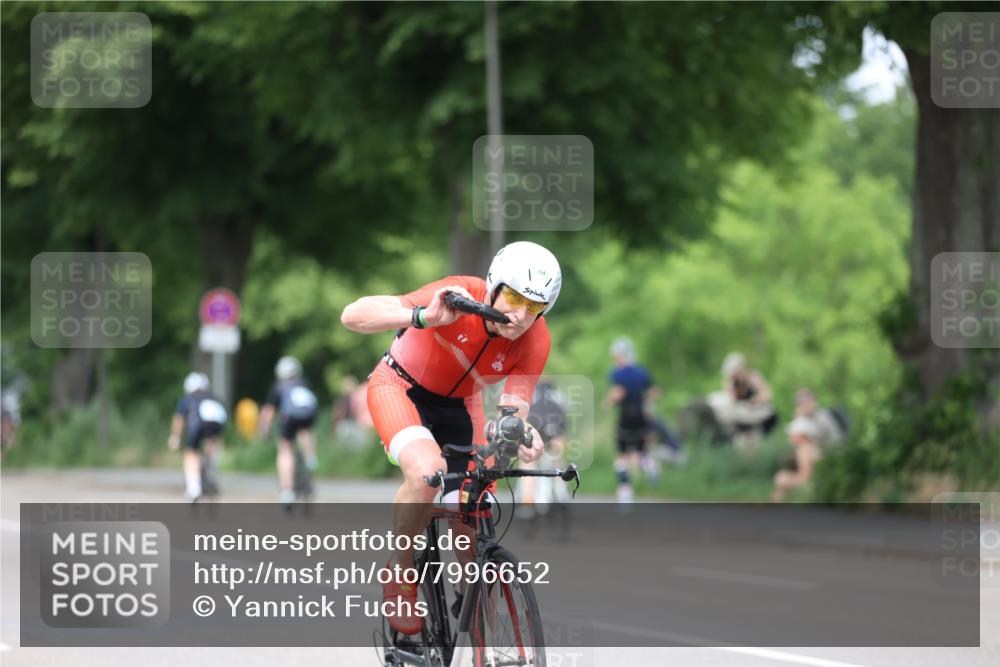 15.06.2025 - 7 Türme Triathlon Yannick Fuchs http://msf.ph/oto/7996652 15.06.2025 13:11:47 Radfahren 254, 465 meine-sportfotos.de