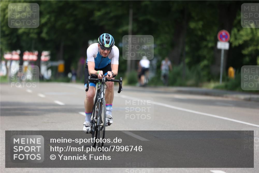 15.06.2025 - 7 Türme Triathlon Yannick Fuchs http://msf.ph/oto/7996746 15.06.2025 12:16:27 Radfahren 247, 260, 332, 561 meine-sportfotos.de