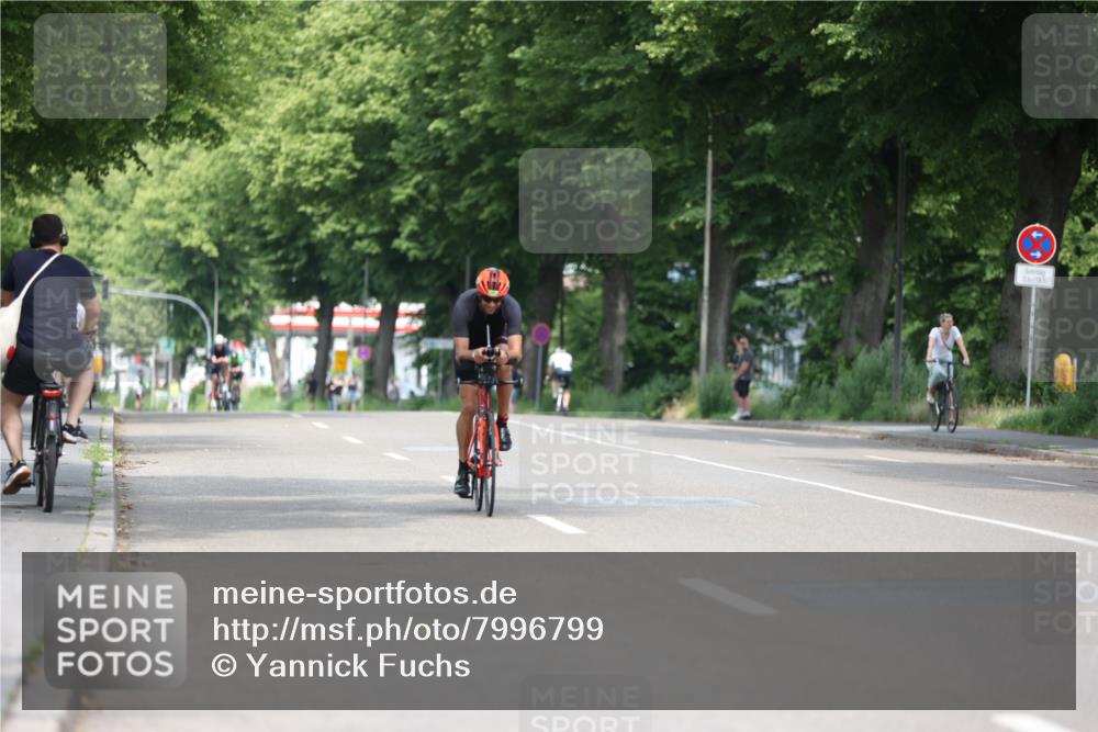 15.06.2025 - 7 Türme Triathlon Yannick Fuchs http://msf.ph/oto/7996799 15.06.2025 12:16:31 Radfahren 247, 260, 551, 561 meine-sportfotos.de
