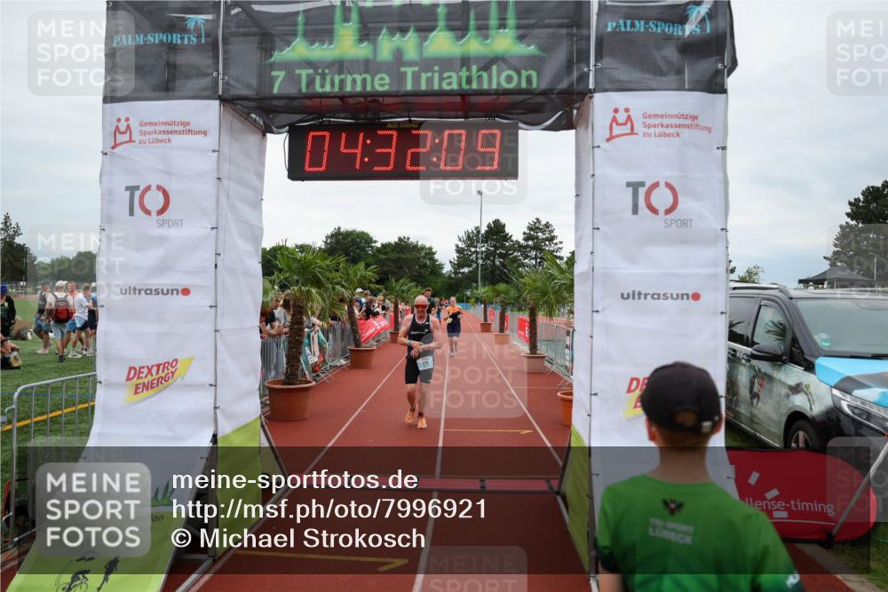 15.06.2025 - 7 Türme Triathlon Michael Strokosch http://msf.ph/oto/7996921 15.06.2025 14:32:09 Ziel 376, 492, 914, 967 meine-sportfotos.de