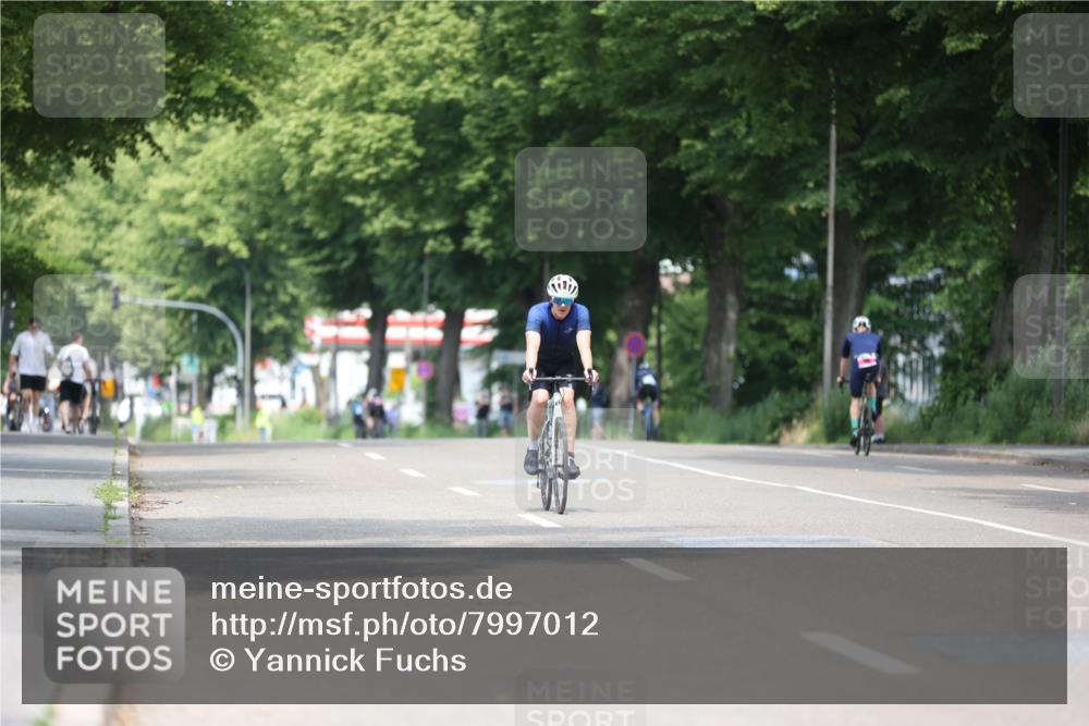 15.06.2025 - 7 Türme Triathlon Yannick Fuchs http://msf.ph/oto/7997012 15.06.2025 12:16:51 Radfahren 443 meine-sportfotos.de