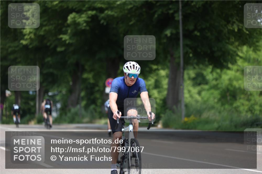 15.06.2025 - 7 Türme Triathlon Yannick Fuchs http://msf.ph/oto/7997067 15.06.2025 12:16:54 Radfahren 443, 605, 605 meine-sportfotos.de