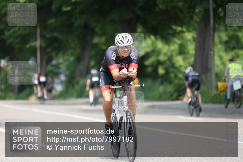15.06.2025 - 7 Türme Triathlon Yannick Fuchs http://msf.ph/oto/7997182 15.06.2025 12:17:11 Radfahren 395, 501 meine-sportfotos.de