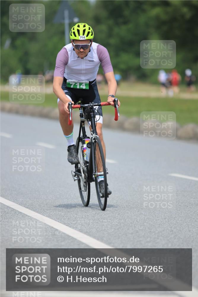 21.06.2025 - 27. Vierlanden-Triathlon H.Heesch http://msf.ph/oto/7997265 15.06.2025 12:24:33 Radfahren 714, 747, 841, 968 meine-sportfotos.de