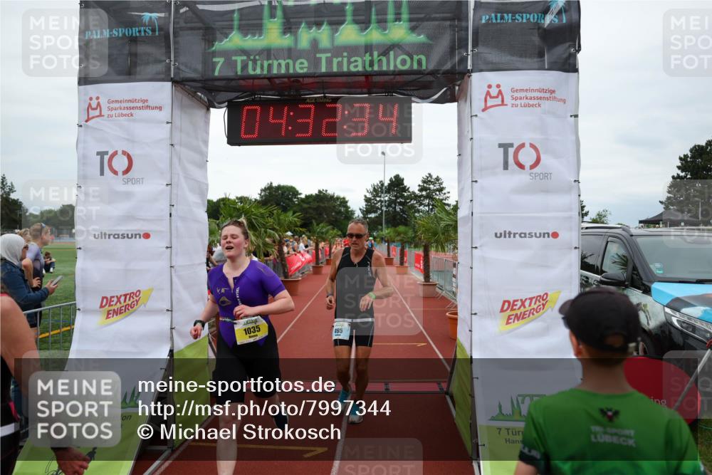 15.06.2025 - 7 Türme Triathlon Michael Strokosch http://msf.ph/oto/7997344 15.06.2025 14:32:33 Ziel 488, 495, 533, 830, 871, 1035 meine-sportfotos.de