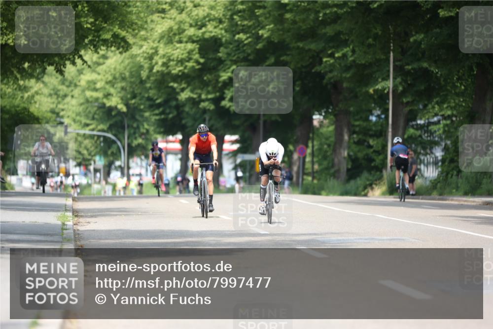 15.06.2025 - 7 Türme Triathlon Yannick Fuchs http://msf.ph/oto/7997477 15.06.2025 12:18:43 Radfahren 301, 302, 308, 341, 498, 566 meine-sportfotos.de